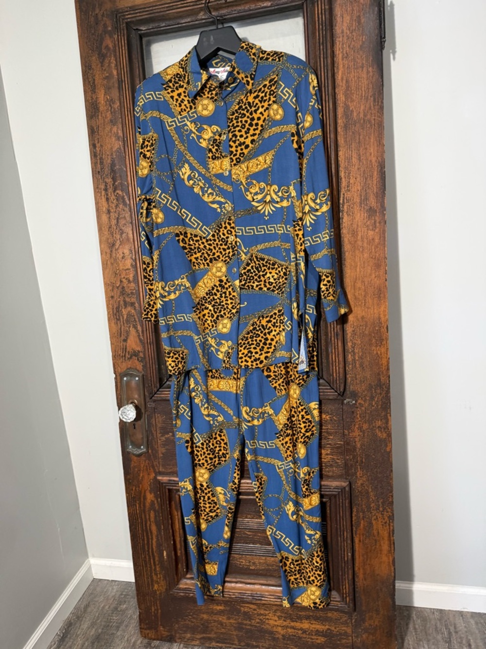 90s Amy Adams Blue and Gold Chain & Leopard Print Blouse pant/shirt set 1X